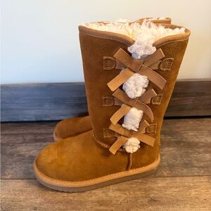 Girls Koolaburra by UGG boots Size 13